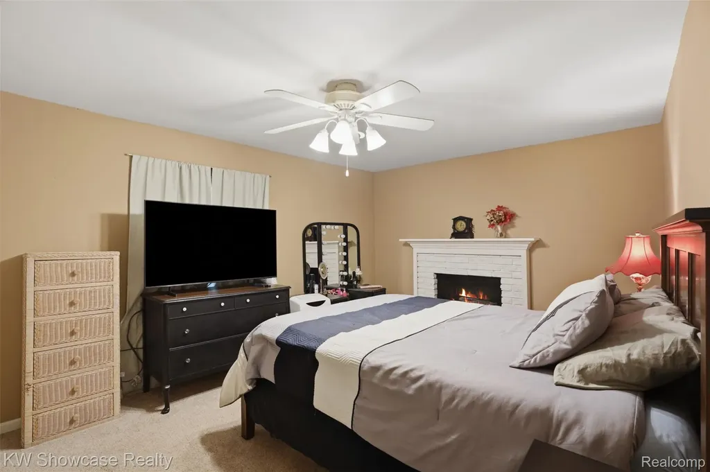 4775 Lake Grove Drive White Lake Charter Township MI 48383