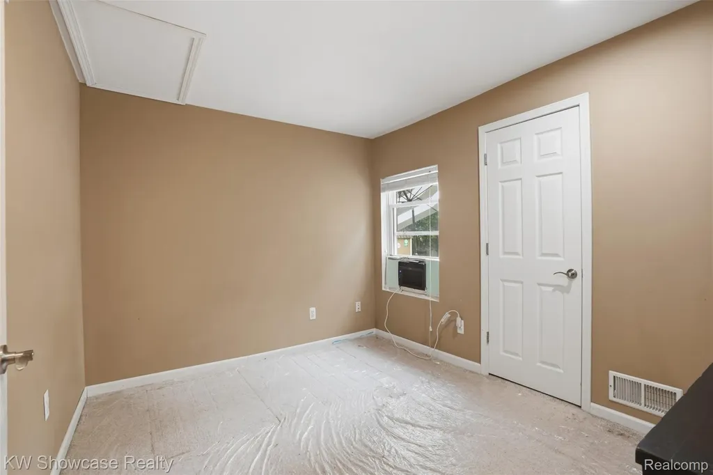 4775 Lake Grove Drive White Lake Charter Township MI 48383