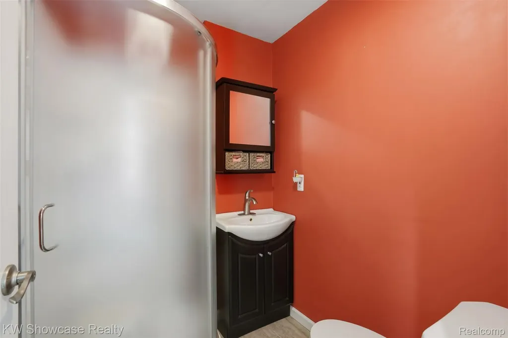 4775 Lake Grove Drive White Lake Charter Township MI 48383