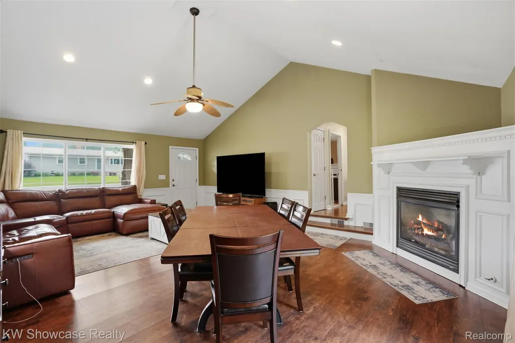 4775 Lake Grove Drive White Lake Charter Township MI 48383