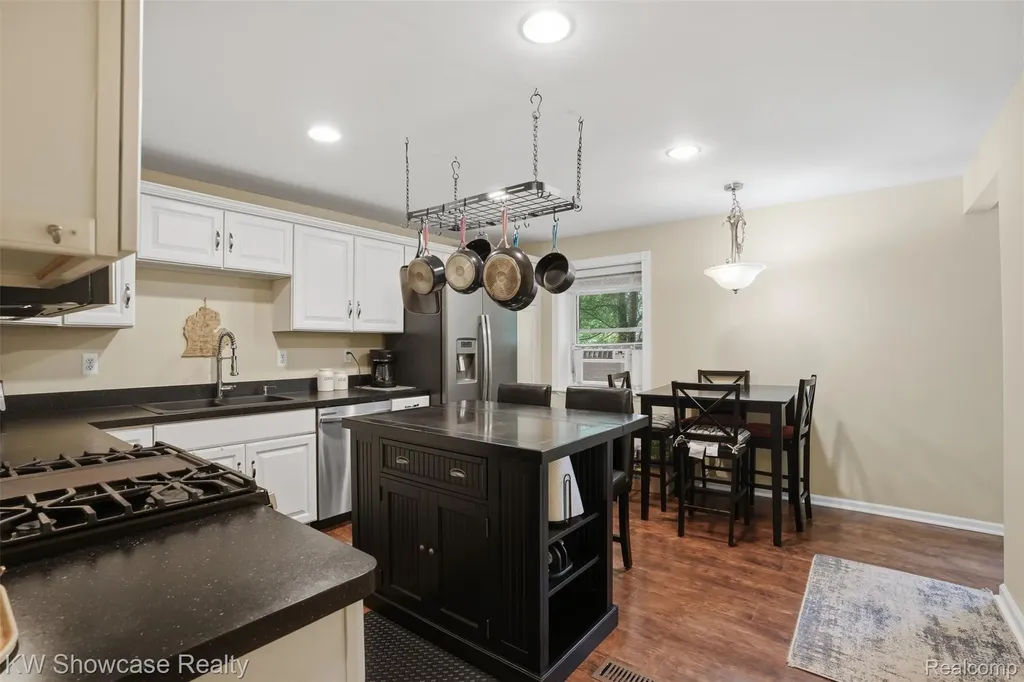 4775 Lake Grove Drive White Lake Charter Township MI 48383