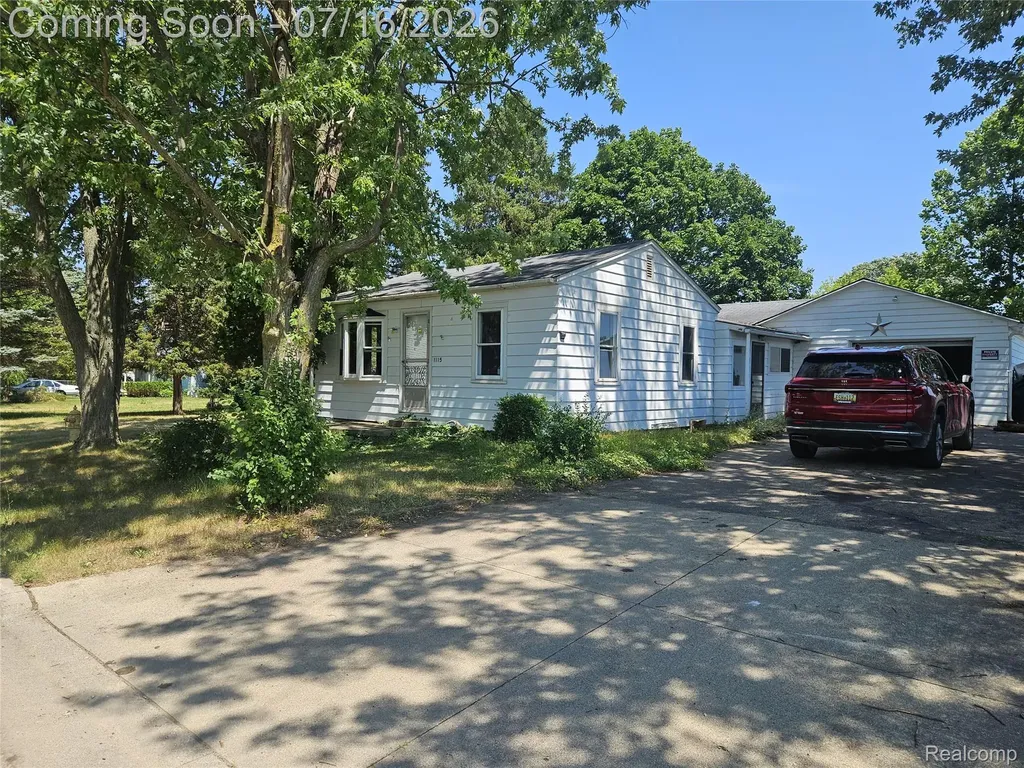 1115 State Street Owosso City MI 48867