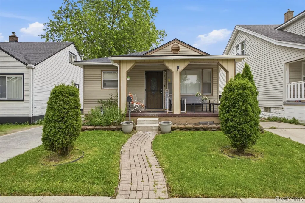 439 Cleveland Avenue Lincoln Park City MI 48146