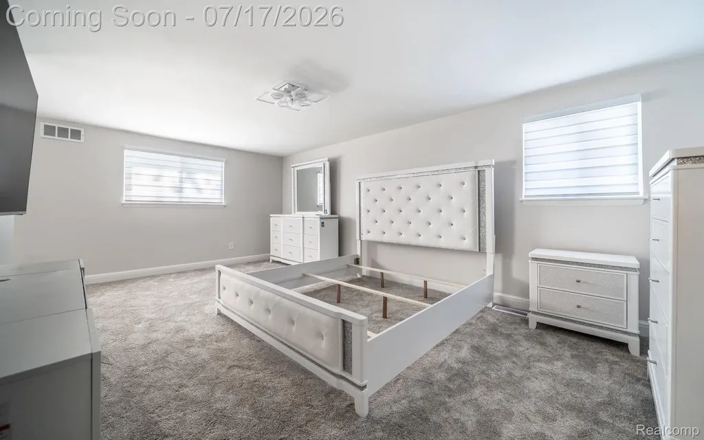 27426 Marshall Street Southfield City MI 48076