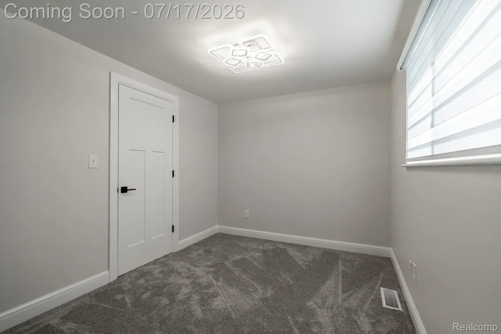 27426 Marshall Street Southfield City MI 48076