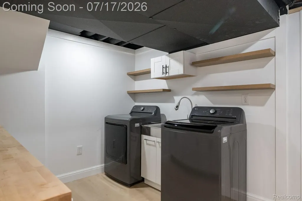 27426 Marshall Street Southfield City MI 48076