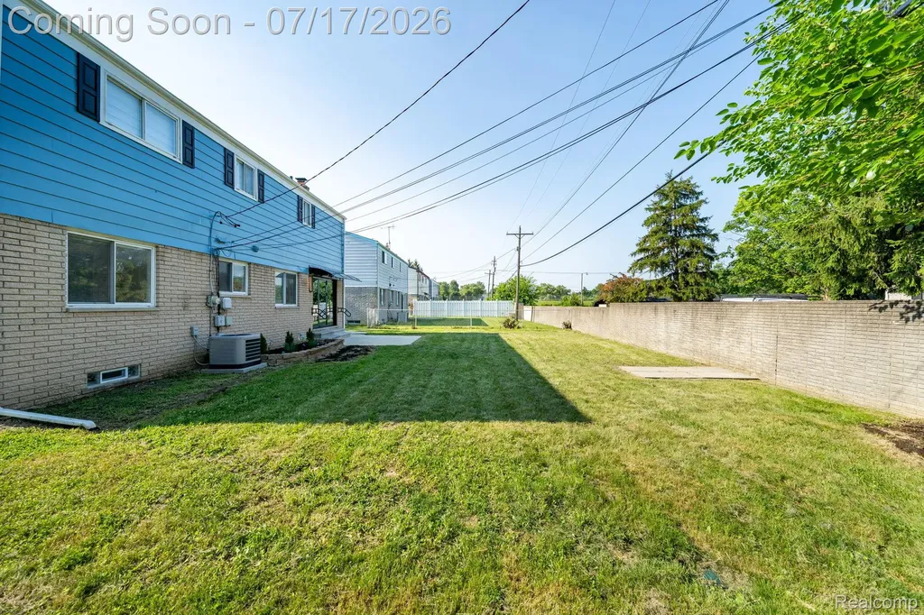 27426 Marshall Street Southfield City MI 48076