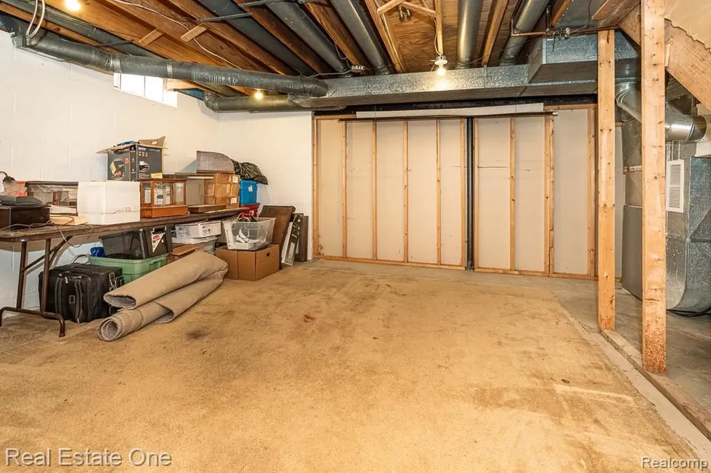 2355 Hillendale Drive Rochester Hills City MI 48309