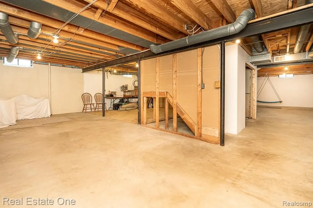 2355 Hillendale Drive Rochester Hills City MI 48309