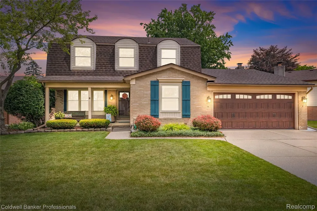 39452 Sunderland Drive Clinton Charter Township MI 48038