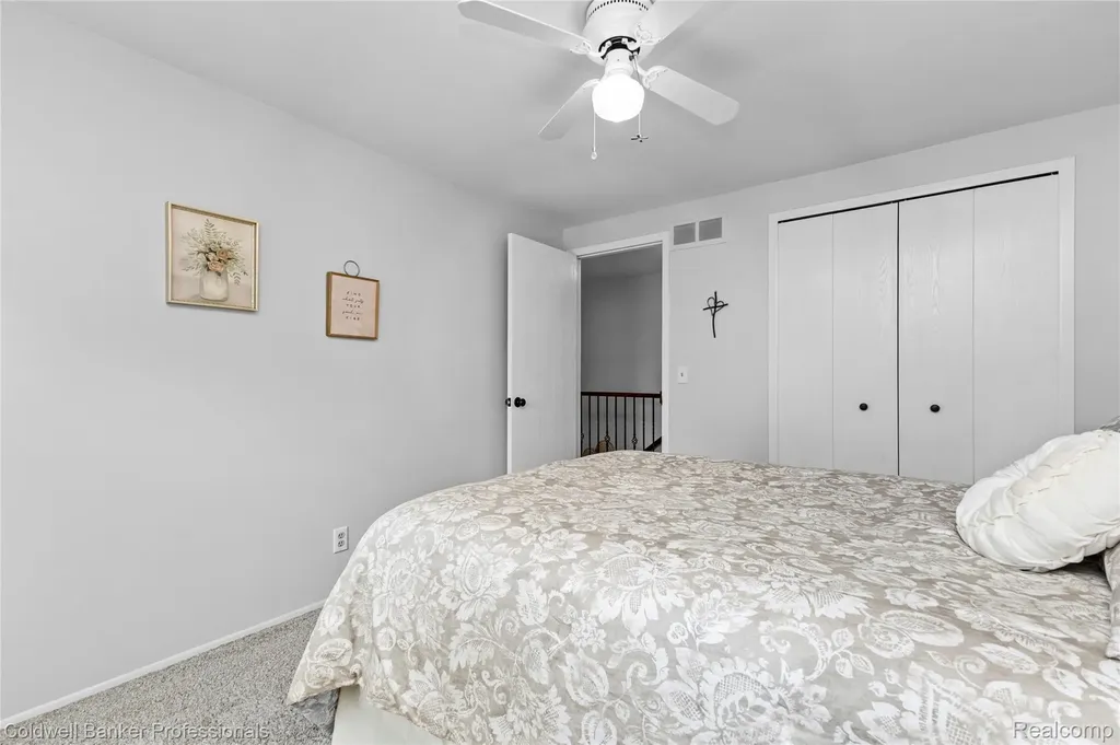 39452 Sunderland Drive Clinton Charter Township MI 48038