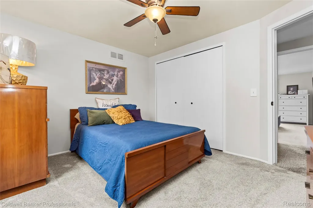 39452 Sunderland Drive Clinton Charter Township MI 48038