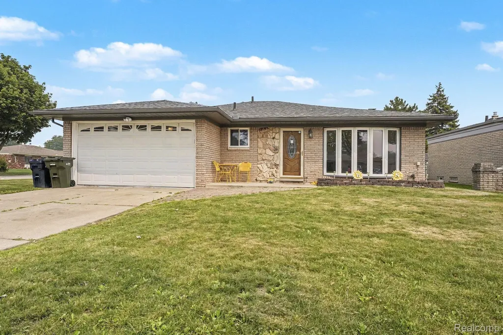 37400 Hacker Drive Sterling Heights City MI 48310