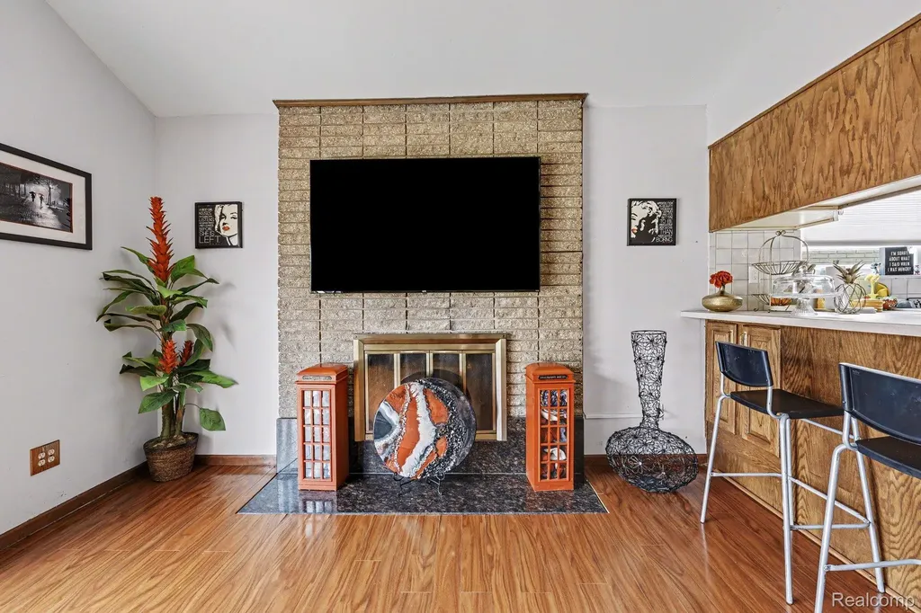37400 Hacker Drive Sterling Heights City MI 48310