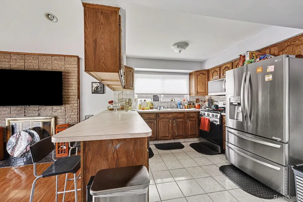 37400 Hacker Drive Sterling Heights City MI 48310