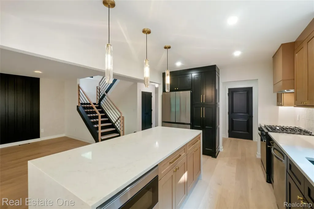 5584 N Adams Way Bloomfield Hills City MI 48302