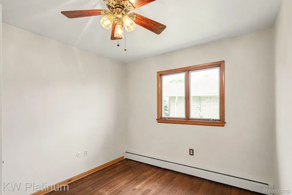 49750 Nautical Drive Chesterfield Township MI 48047