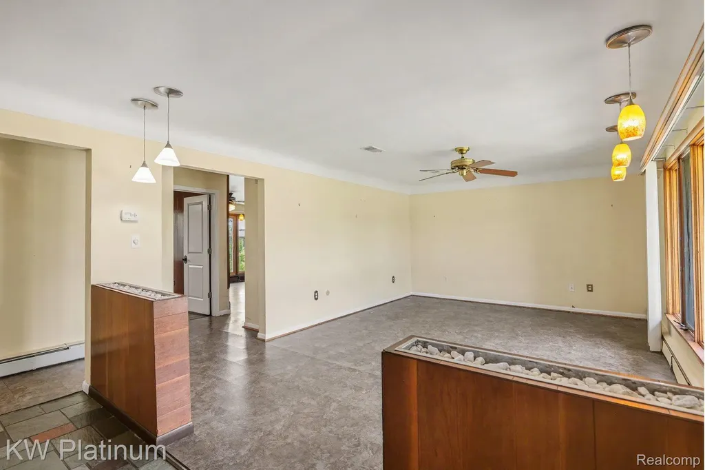 49750 Nautical Drive Chesterfield Township MI 48047