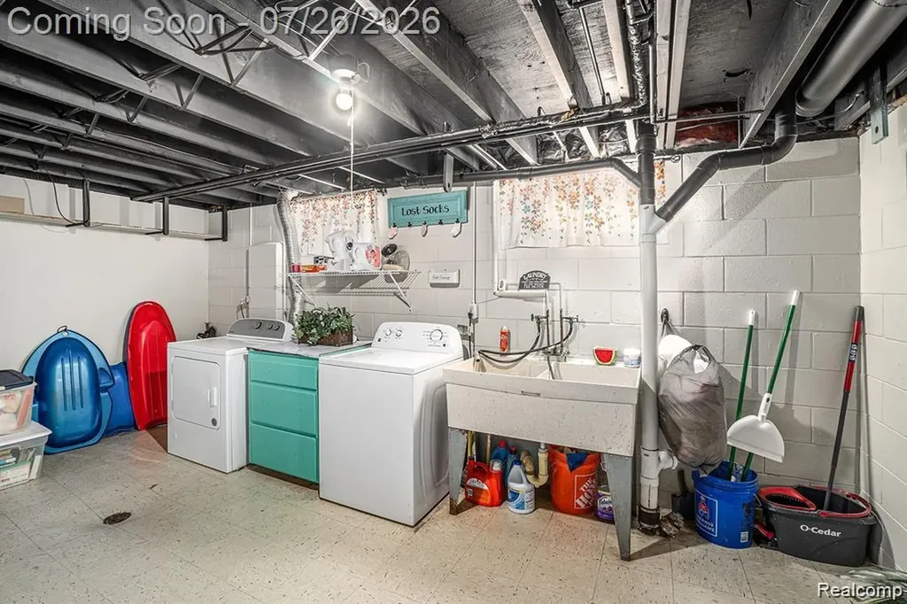 6030 E Hill Road Grand Blanc Charter Township MI 48439
