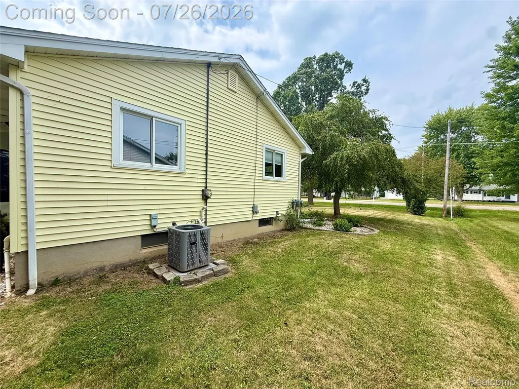 6030 E Hill Road Grand Blanc Charter Township MI 48439
