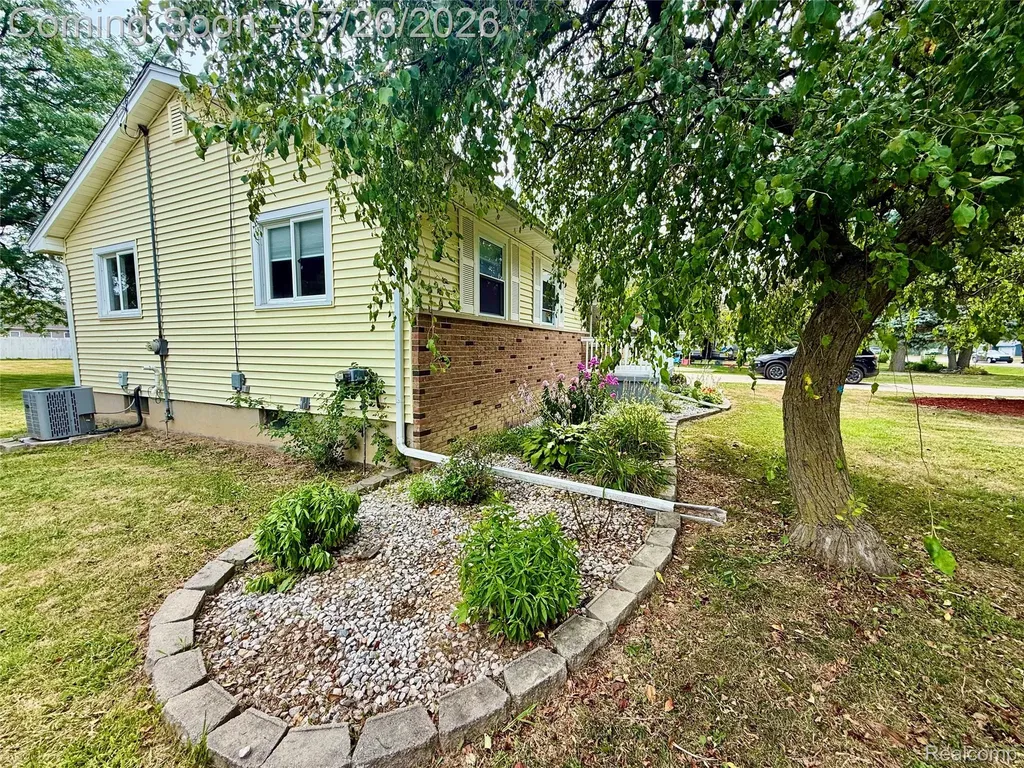 6030 E Hill Road Grand Blanc Charter Township MI 48439