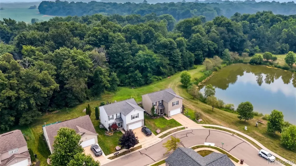 2792 Kalkaska River Drive Handy Township MI 48836