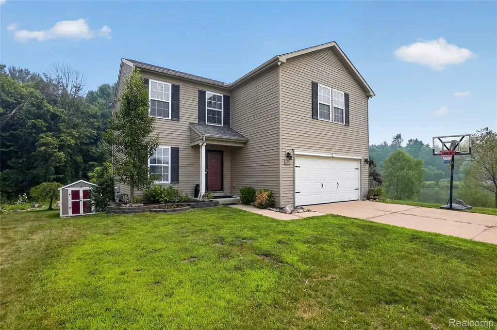 2792 Kalkaska River Drive Handy Township MI 48836