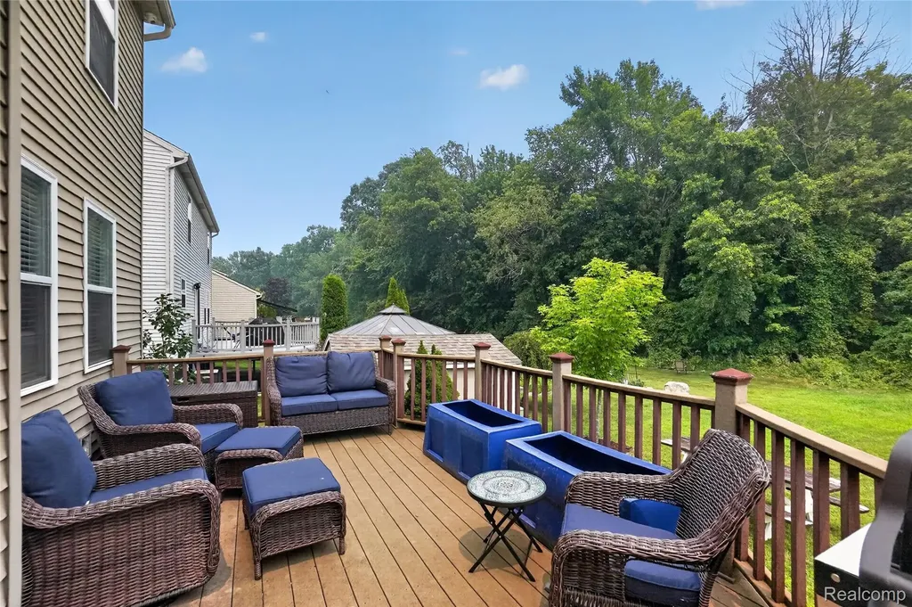 2792 Kalkaska River Drive Handy Township MI 48836