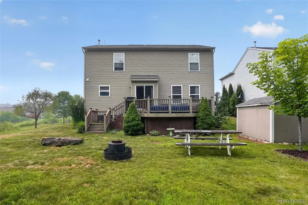 2792 Kalkaska River Drive Handy Township MI 48836