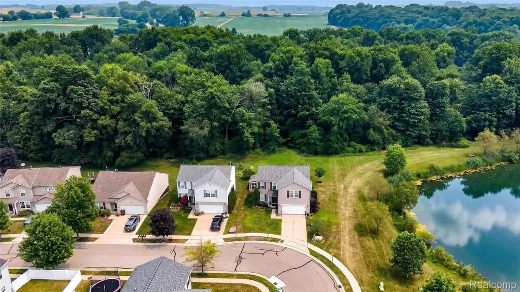 2792 Kalkaska River Drive Handy Township MI 48836