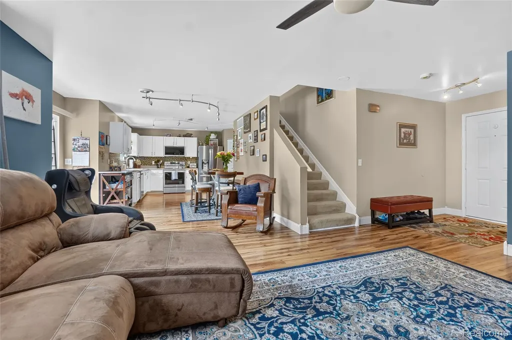 2792 Kalkaska River Drive Handy Township MI 48836