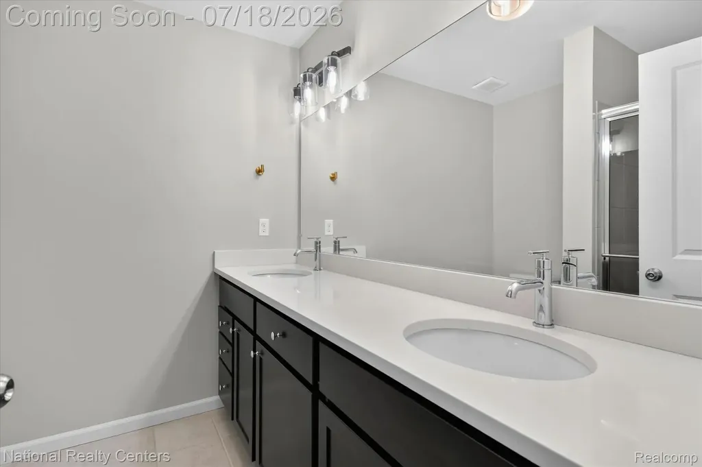 565 Jenny Way Brighton City MI 48116
