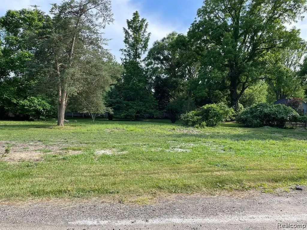 8269 Bellevue Road Grosse Ile Township MI 48138