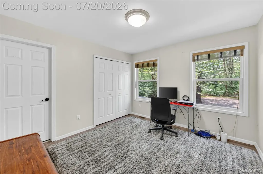 2111 Moorlands View Oceola Township MI 48855