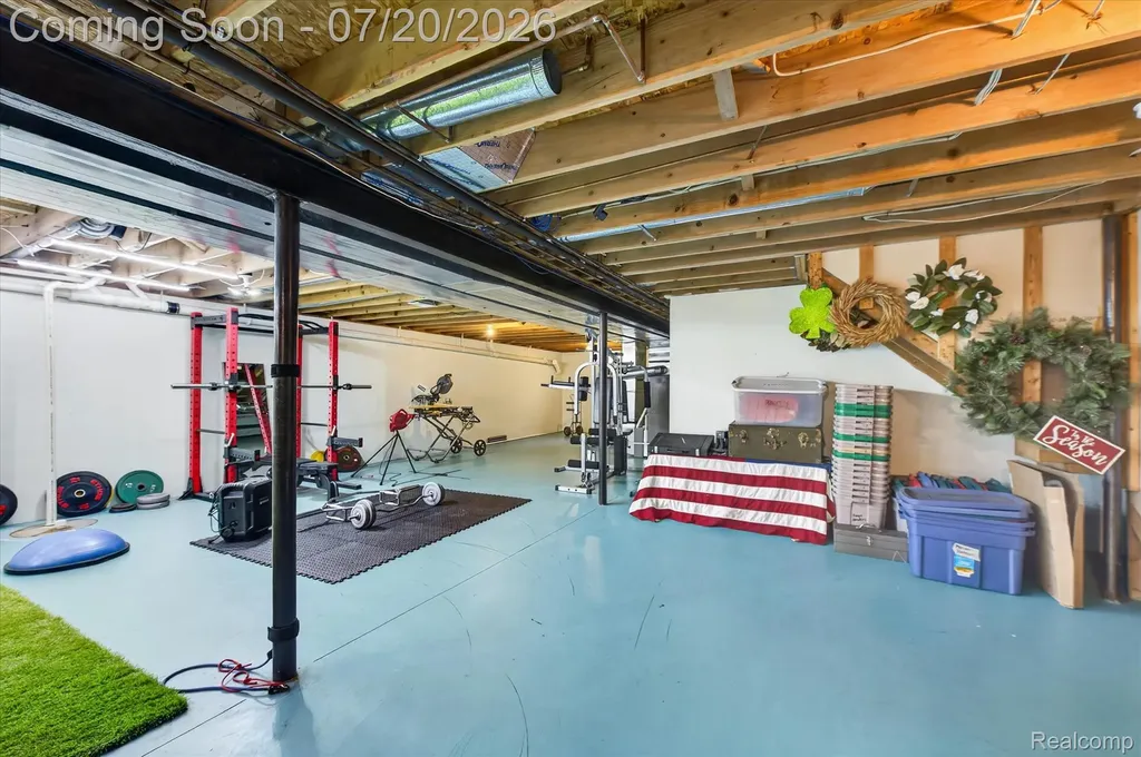 2111 Moorlands View Oceola Township MI 48855