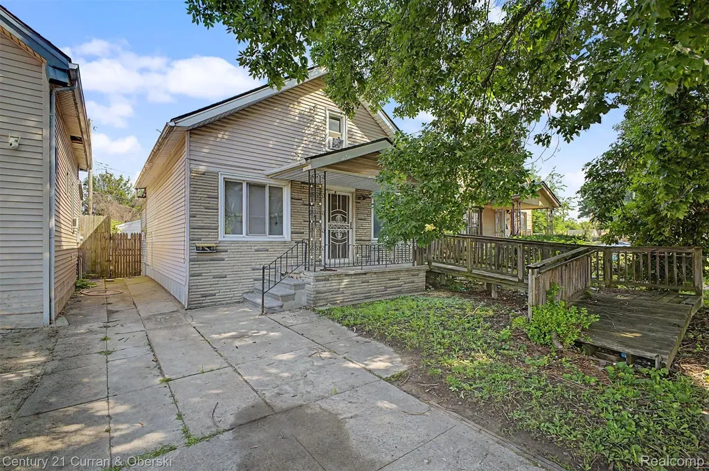 8040 Kirkwood Street Detroit City MI 48210