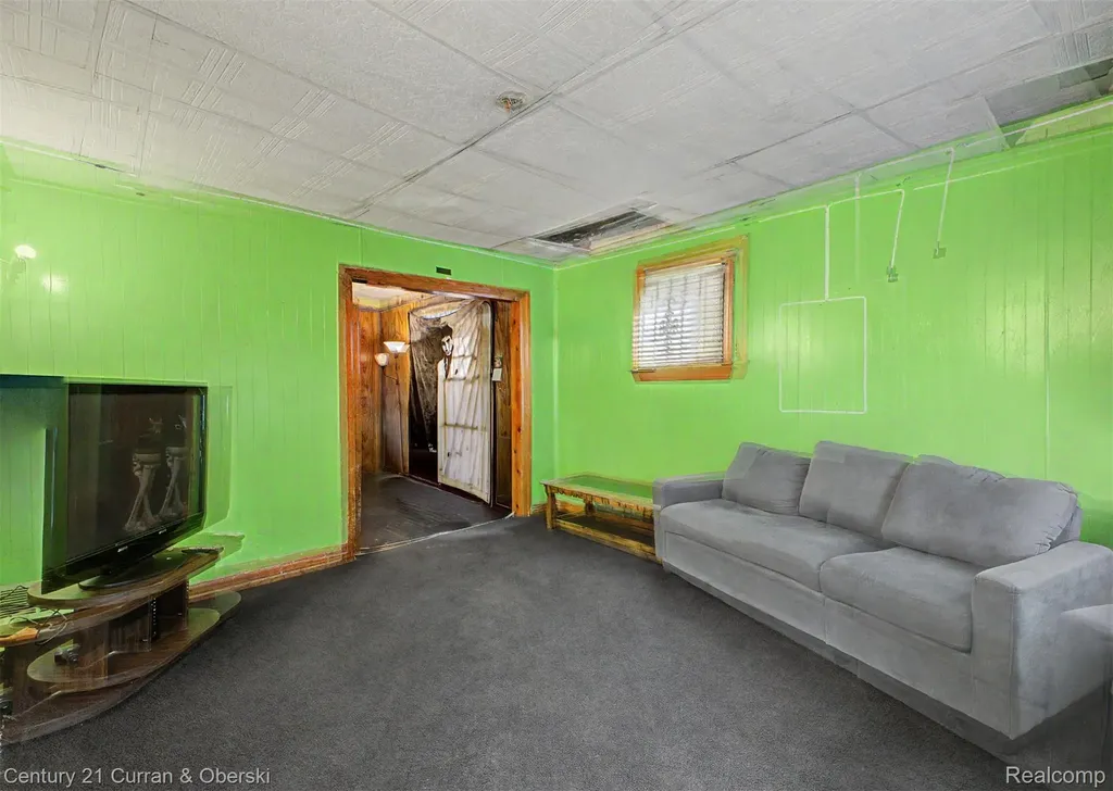 8040 Kirkwood Street Detroit City MI 48210