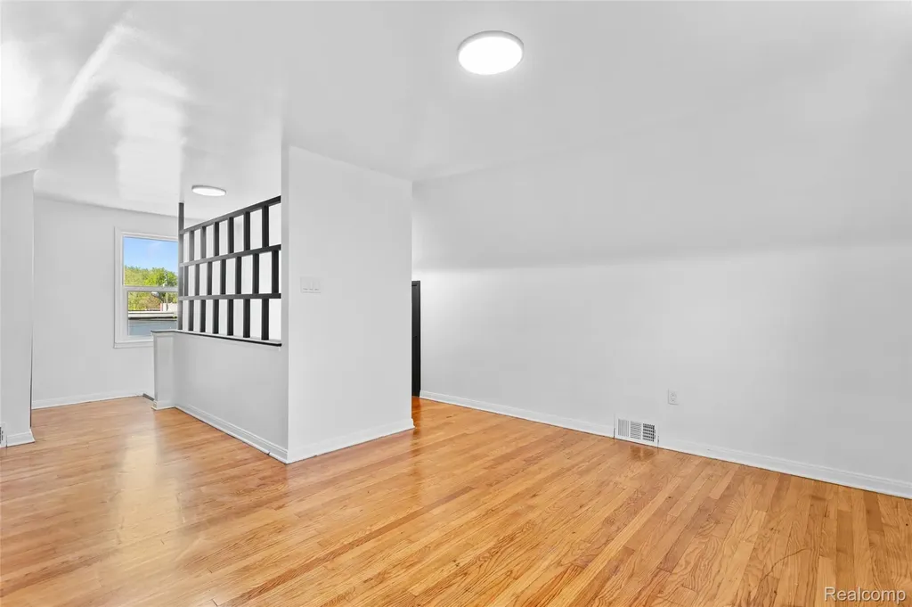 11327 Whitehill Detroit City MI 48224