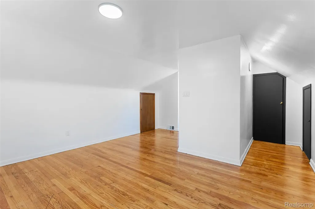 11327 Whitehill Detroit City MI 48224