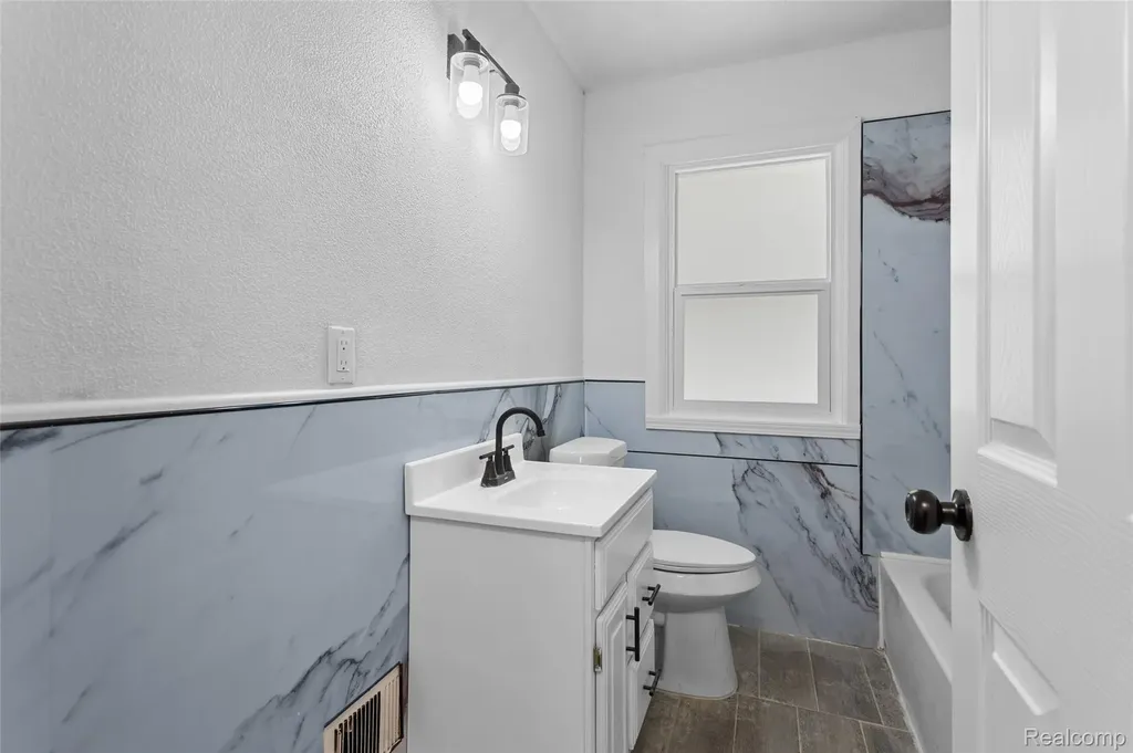 11327 Whitehill Detroit City MI 48224