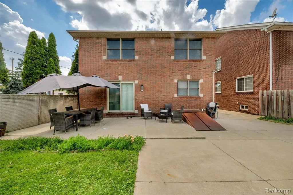 7240 Horger Street Dearborn City MI 48126