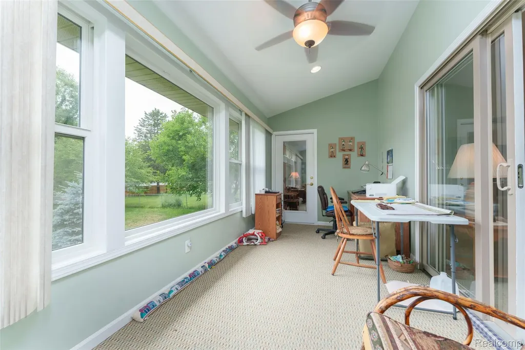 164 Addison Circle Fowlerville Village MI 48836