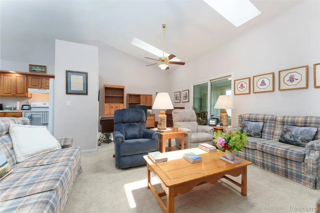 164 Addison Circle Fowlerville Village MI 48836
