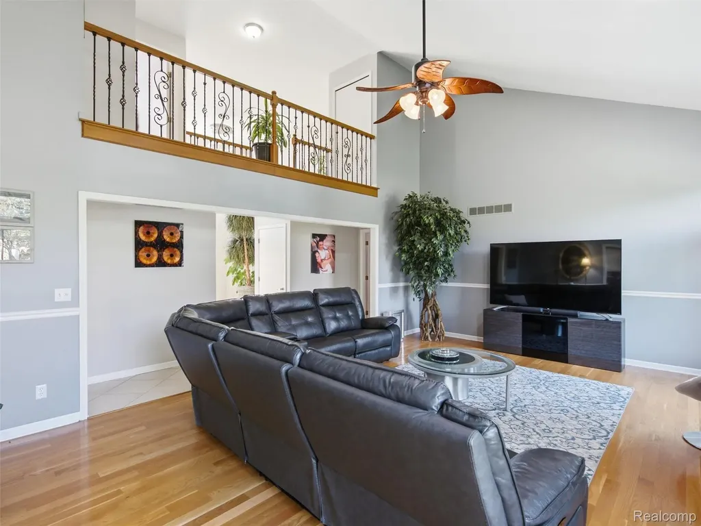 48507 Montelepre Drive Shelby Charter Township MI 48315