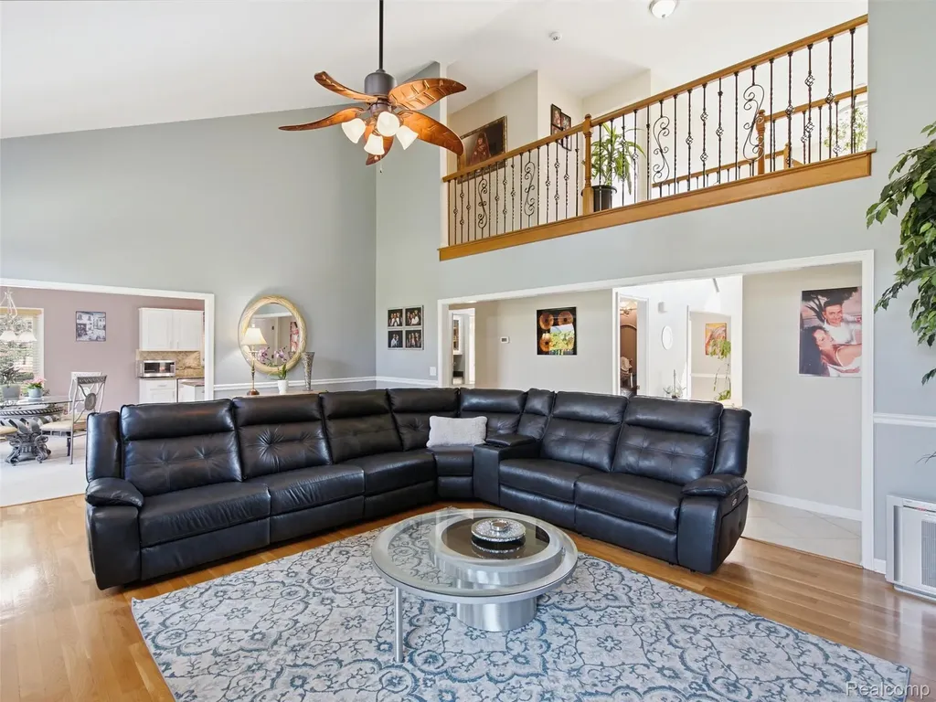 48507 Montelepre Drive Shelby Charter Township MI 48315