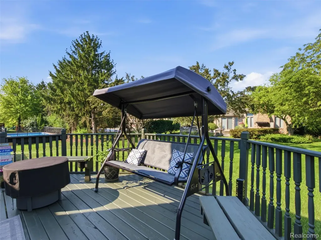 48507 Montelepre Drive Shelby Charter Township MI 48315
