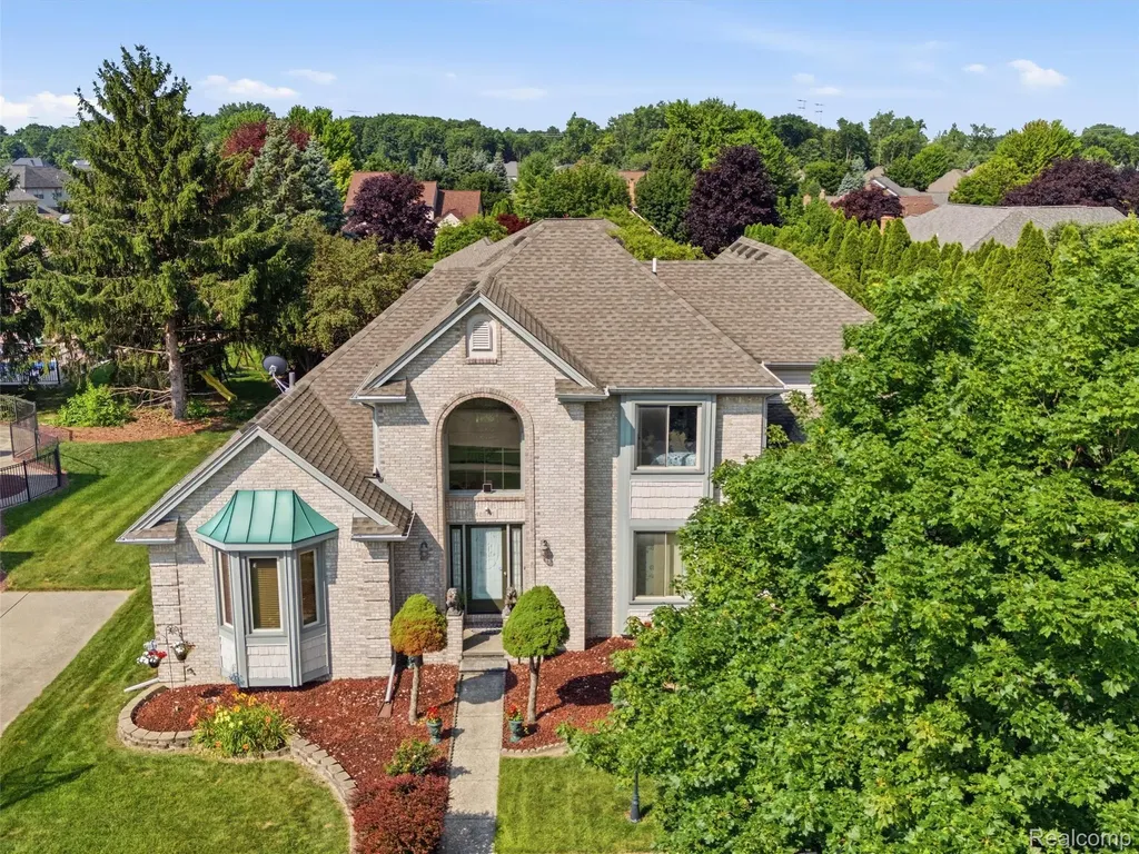 48507 Montelepre Drive Shelby Charter Township MI 48315