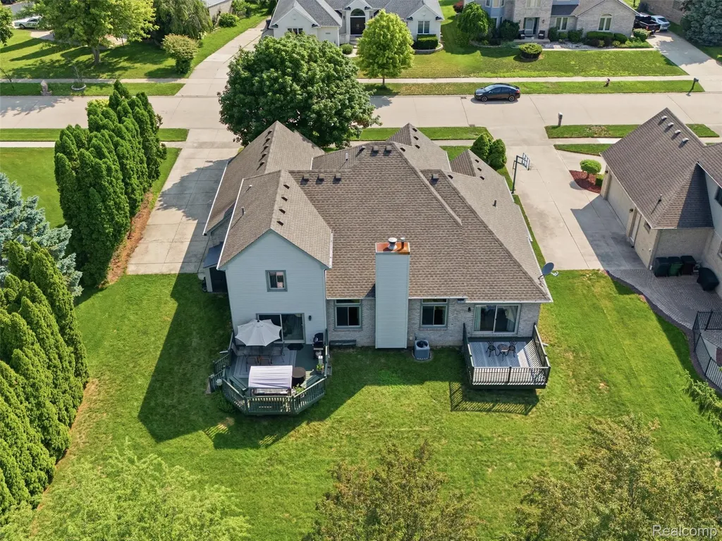 48507 Montelepre Drive Shelby Charter Township MI 48315