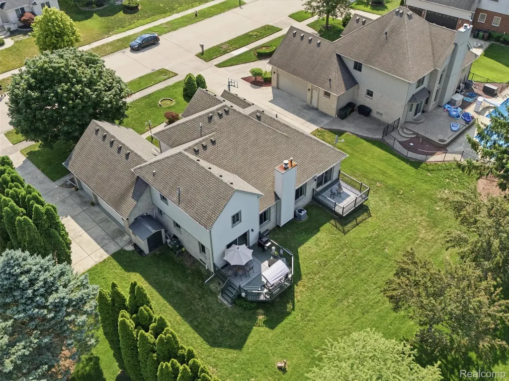 48507 Montelepre Drive Shelby Charter Township MI 48315