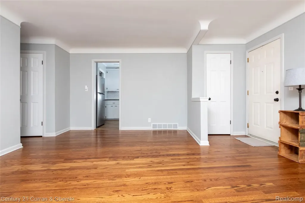 4476 Vassar Street Dearborn Heights City MI 48125